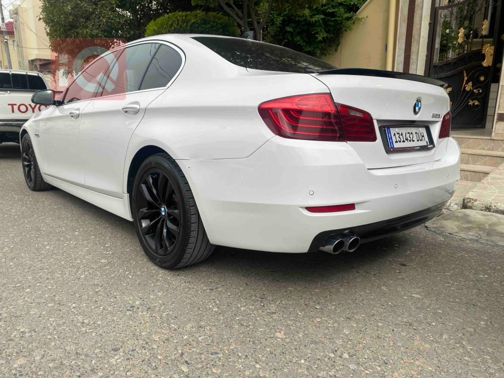 بی ئێم دەبڵیو سیریەس 5